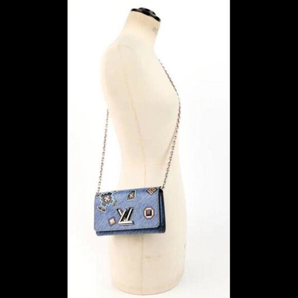 LOUIS VUITTON Aztec Denim Blue Epi Leather Twist Chain Wallet Crossbody Bag +COA - Picture 6 of 13